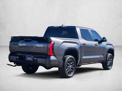 Used 2024 Toyota Tundra Platinum AWD/4WD image 5