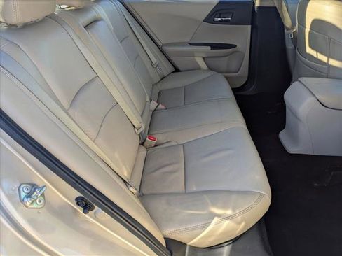 Used 2016 Honda Accord LX image 18