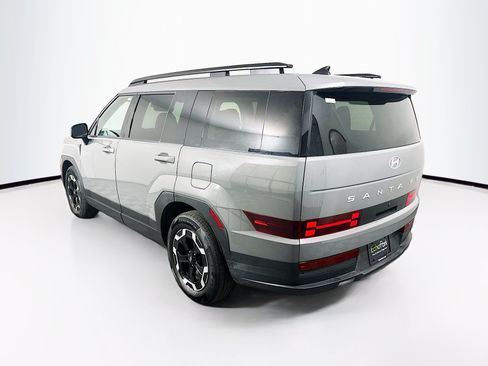 Used 2026 Hyundai Santa Fe SEL FWD image 5