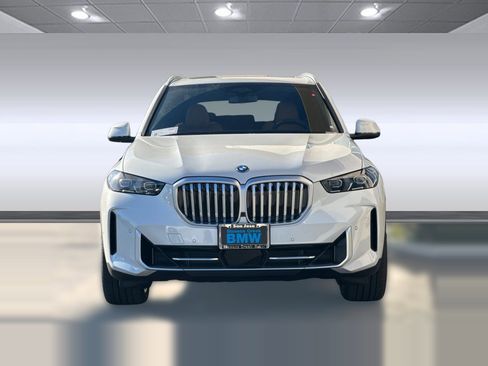 New 2026 BMW X5 xDrive50e AWD/4WD image 5