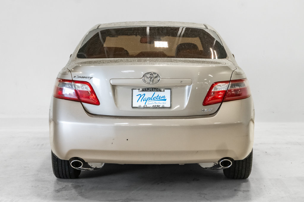 Used 2007 Toyota Camry XLE FWD image 26