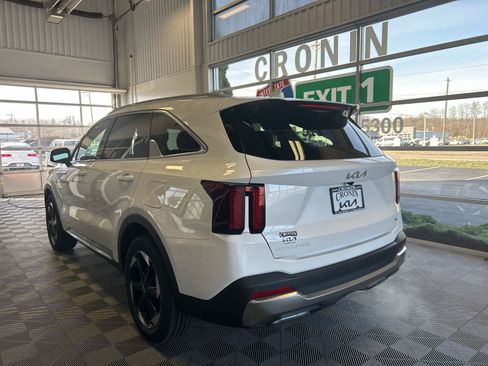 New 2026 Kia Sorento EX FWD image 4