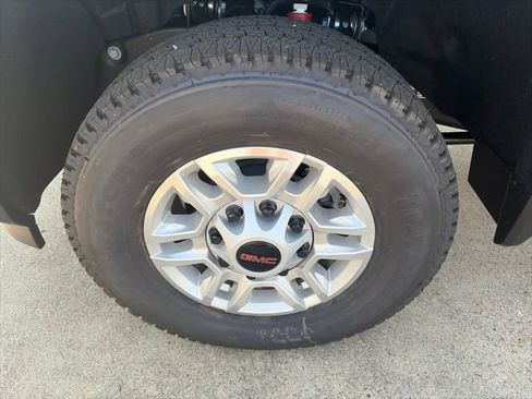 New 2026 GMC Sierra 2500 Pro AWD/4WD image 10