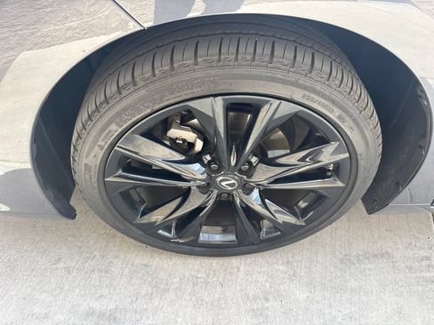 Used 2024 Lexus ES 350 F Sport w/ Accessory Package (Z1) FWD image 2