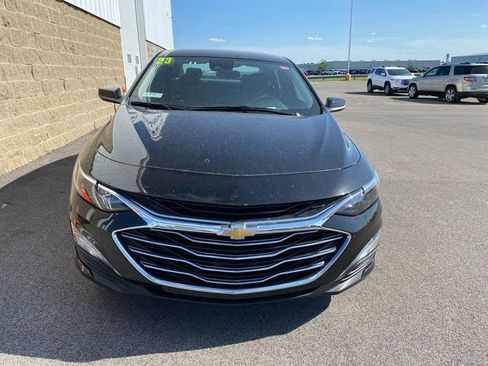 Used 2023 Chevrolet Malibu LT FWD image 3