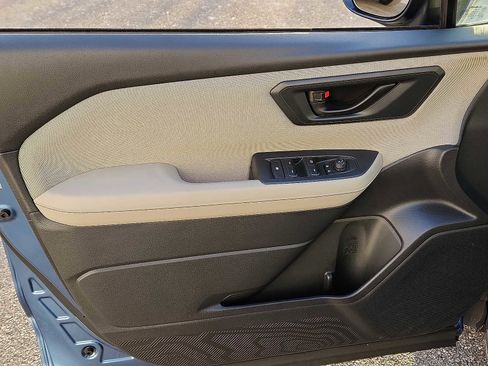 Certified 2025 Subaru Forester image 12