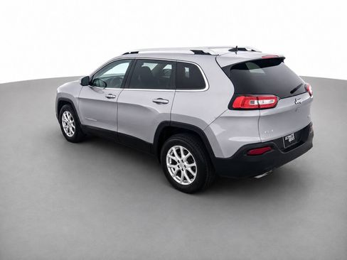 Used 2015 Jeep Cherokee Latitude w/ Comfort/Convenience Group AWD/4WD image 7