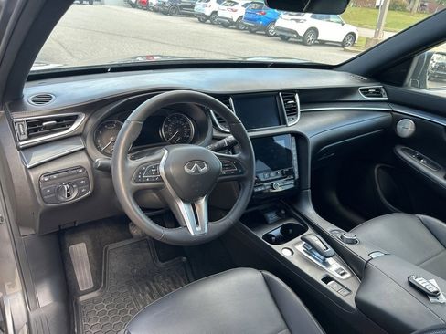 Used 2024 INFINITI QX50 Sport image 25