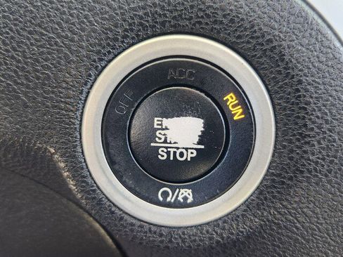 Used 2017 Chrysler 300 C w/ Safetytec Plus Group image 28