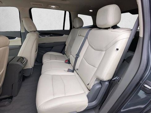 Used 2023 Cadillac XT6 Premium Luxury image 12