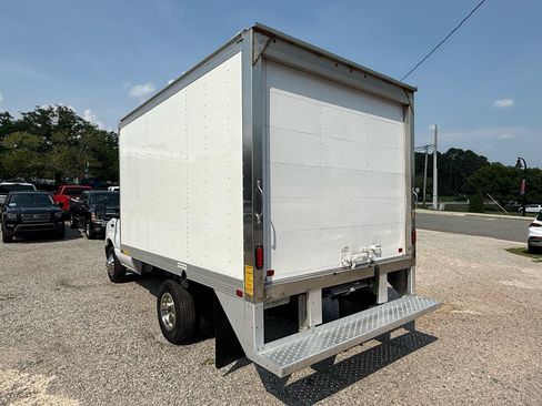 Used 2024 Ford E-350 and Econoline 350 Super Duty w/ Power Windows & Locks Group RWD image 7