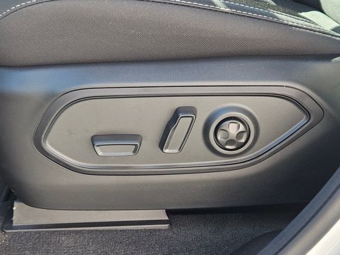 New 2026 Jeep Grand Cherokee L Laredo RWD image 19