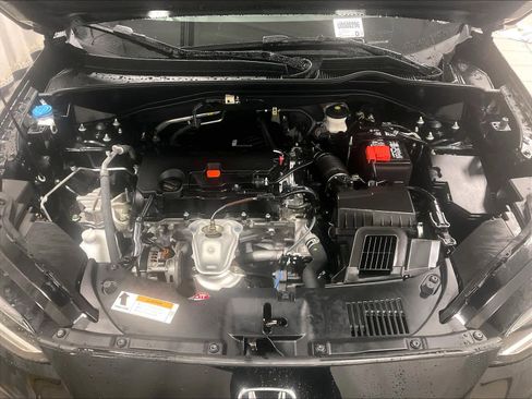 Used 2025 Honda HR-V Sport image 30