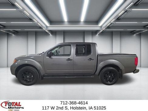 Used 2020 Nissan Frontier SV w/ Midnight Edition Floor Mats image 5