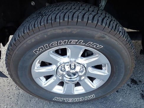 Certified 2022 Ford F250 Platinum image 12