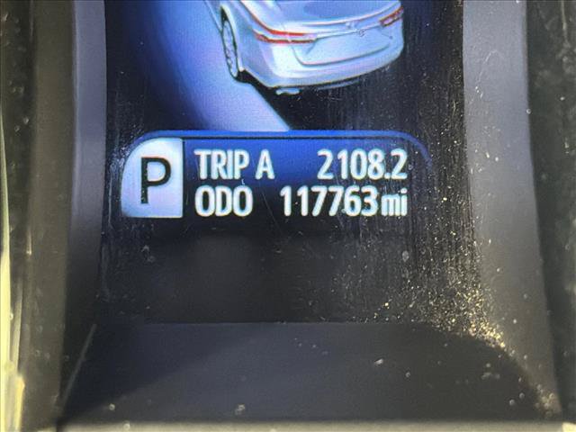 Used 2014 Toyota Avalon Limited w/ Technology Package FWD image 29