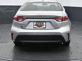 Used 2025 Toyota Corolla LE image 5