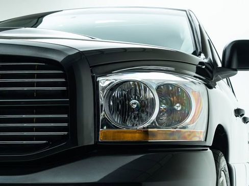 Used 2006 Dodge Ram 1500 Truck 2WD Quad Cab w/ Communication Pkg image 11