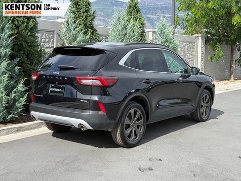 Used 2024 Ford Escape Platinum AWD/4WD image 8