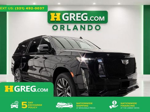 Used 2022 Cadillac Escalade ESV Sport Platinum RWD image 1