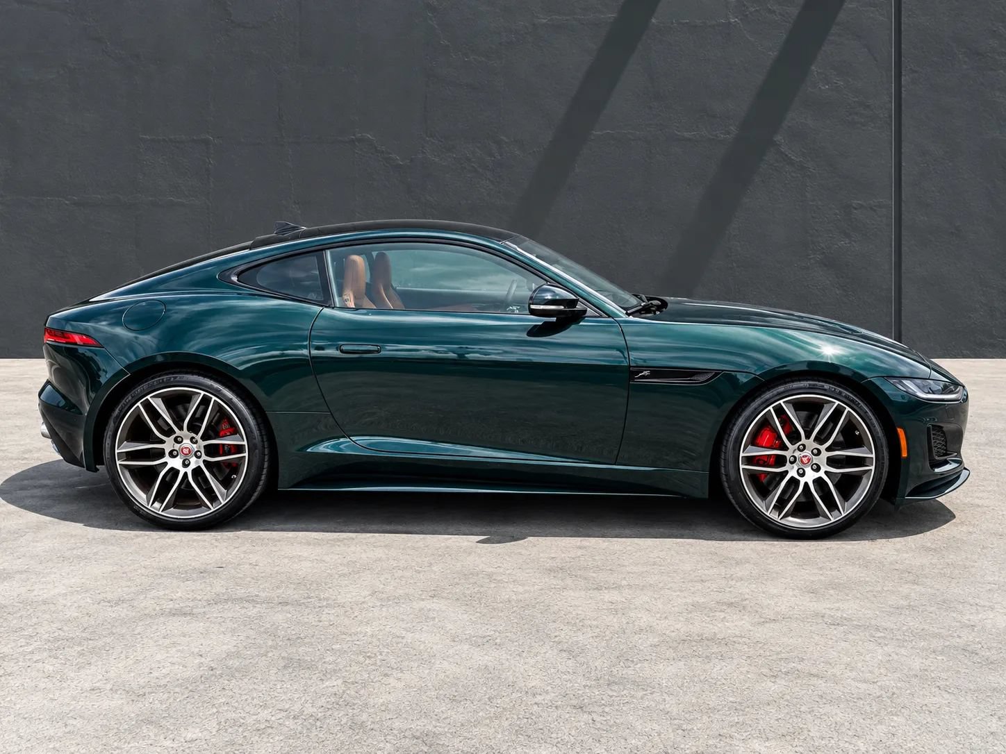 Used 2024 Jaguar F-TYPE R-Dynamic RWD image 2