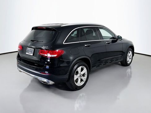 Used 2018 Mercedes-Benz GLC 300 4MATIC image 9