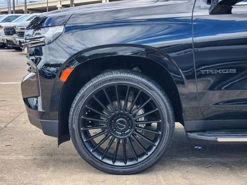 Used 2023 Chevrolet Tahoe LT RWD image 8