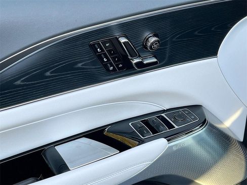 New 2026 Cadillac Lyriq Premium Sport image 18