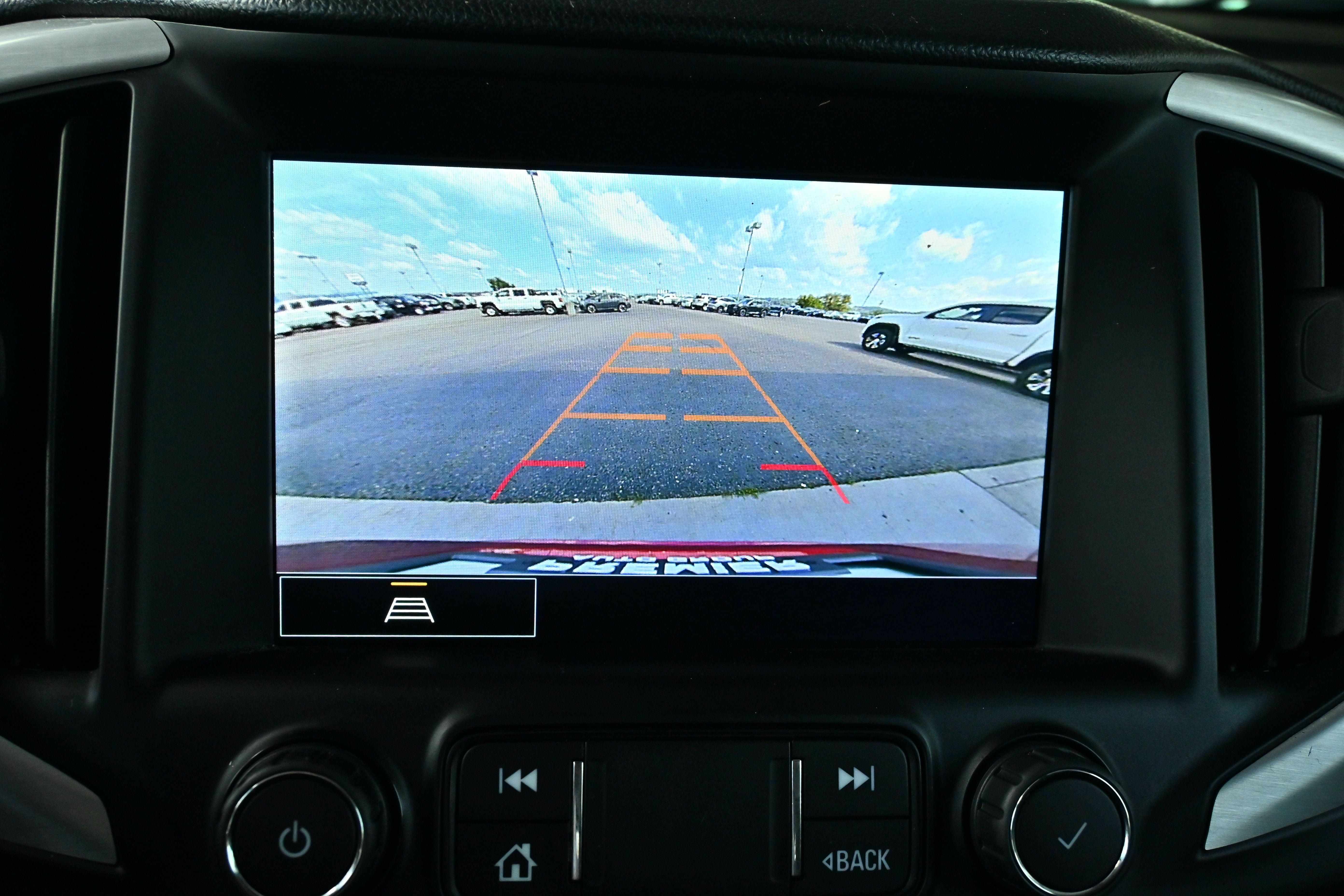 Used 2022 GMC Terrain SLE w/ Driver Convenience Package AWD/4WD image 29