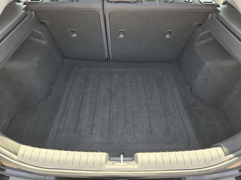 Used 2017 Hyundai Ioniq SEL FWD image 28