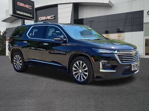 Used 2023 Chevrolet Traverse Premier AWD/4WD image 34