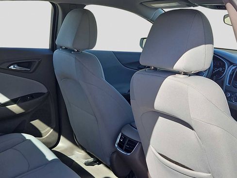 Used 2024 Chevrolet Malibu LT image 17