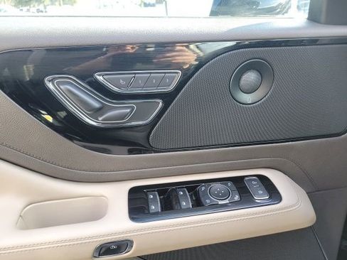 Certified 2024 Lincoln Aviator Reserve w/ Elements Package Plus image 42