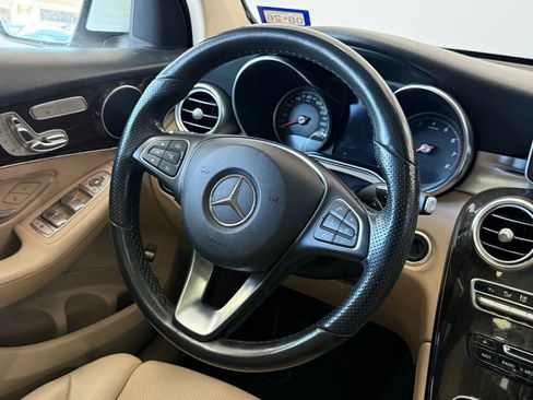Used 2019 Mercedes-Benz GLC 300 image 10