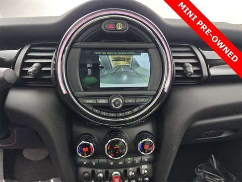 Used 2021 MINI Cooper S w/ Signature Upholstery Package image 22