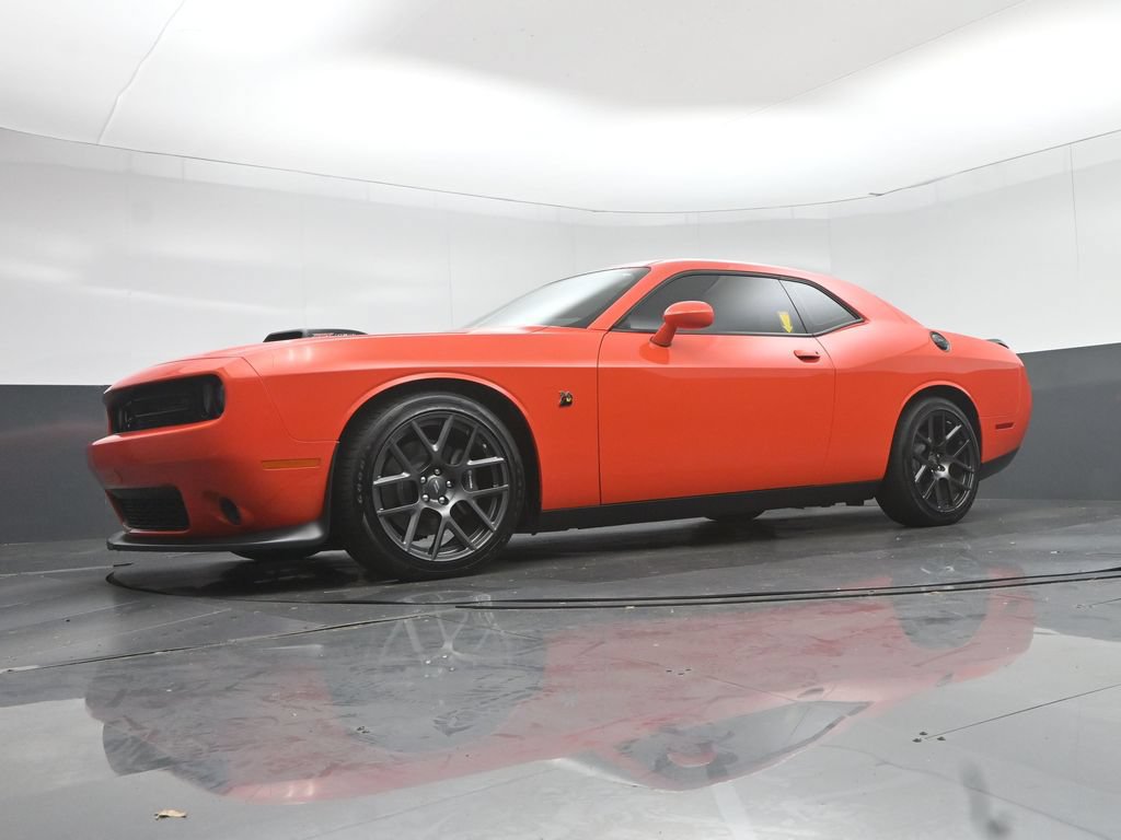 Used 2018 Dodge Challenger R/T Scat Pack RWD image 49