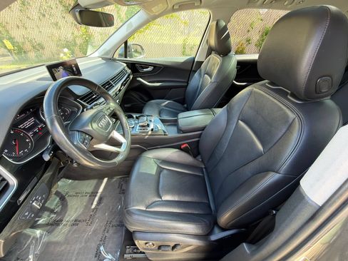 Used 2018 Audi Q7 3.0T Premium Plus AWD/4WD image 13
