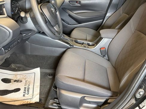 Used 2024 Toyota Corolla LE image 18