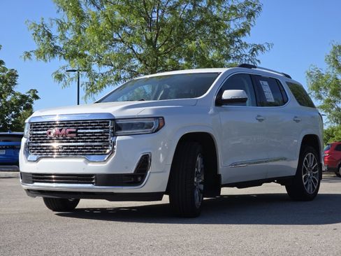 Used 2023 GMC Acadia Denali w/ Denali Technology Package AWD/4WD image 17