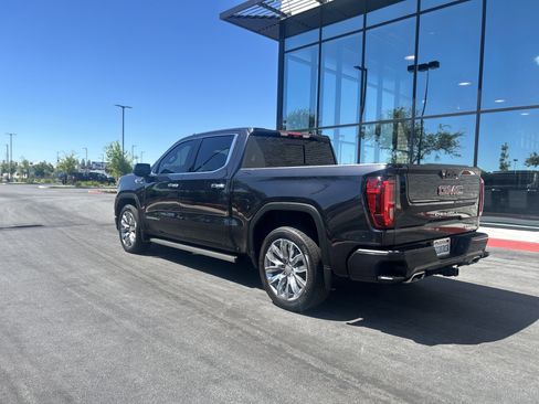 Used 2023 GMC Sierra 1500 Denali AWD/4WD image 10