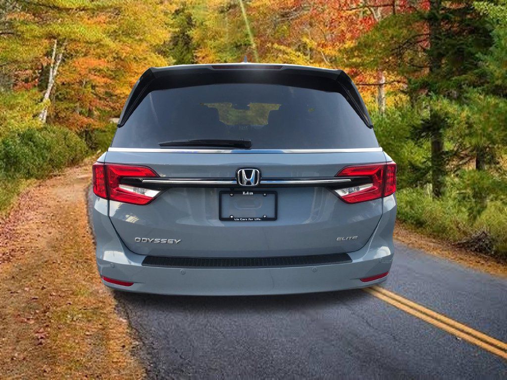 Certified 2024 Honda Odyssey Elite image 11