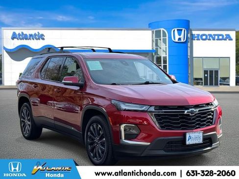 Used 2023 Chevrolet Traverse RS w/ LPO, Floor Liner Package AWD/4WD image 1