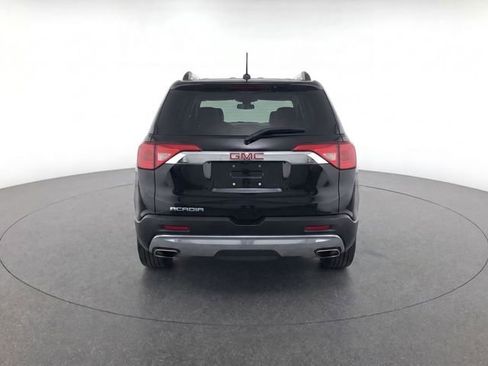 Used 2018 GMC Acadia Denali w/ Technology Package FWD image 6
