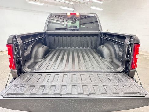 New 2026 RAM 1500 Big Horn AWD/4WD image 14