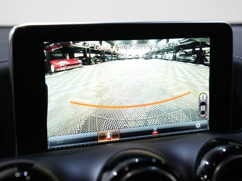 Used 2017 Mercedes-Benz AMG GT Coupe image 39