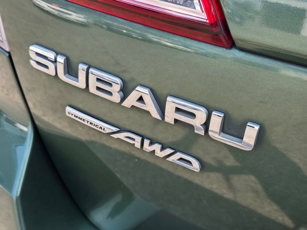 Used 2013 Subaru Outback 2.5i Premium w/ All-Weather Pkg AWD/4WD image 16