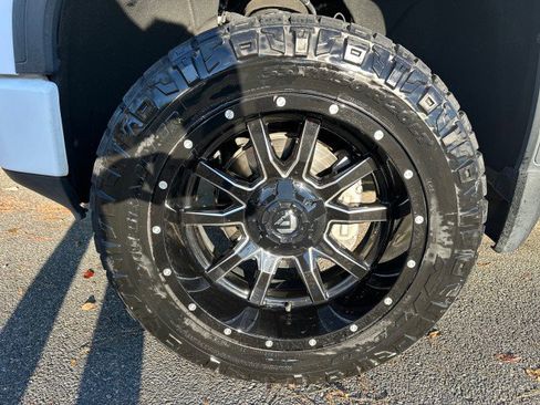 Used 2020 GMC Sierra 1500 AT4 w/ AT4 Premium Package image 8