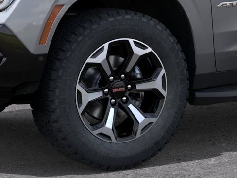 New 2026 GMC Yukon XL AT4 w/ AT4 Preferred Package AWD/4WD image 8