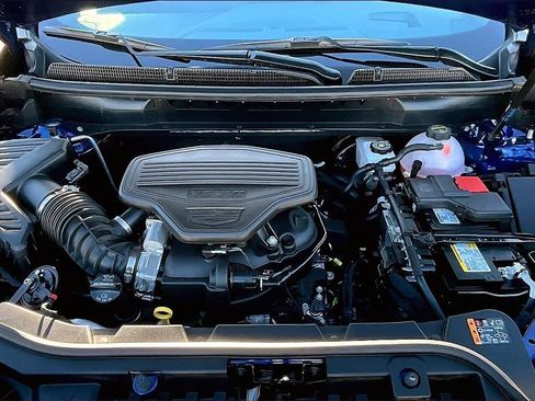 New 2026 Cadillac XT5 Sportv w/ LPO, Floor Liner Package image 11