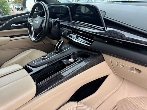Certified 2021 Cadillac Escalade Premium Luxury w/ Driver Assist Tech Package AWD/4WD image 28